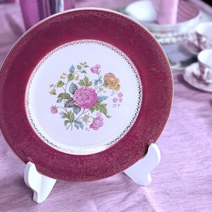 Beautiful  Vintage 4 Salem China Plate with Gold Trim, Salem China Company Vintage 1950&#39;s Imperial 23 Karat Gold Rim.