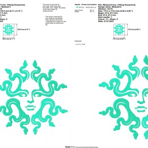 Pu&ograve; includere: Due disegni di ricamo turchese del volto di Medusa, circondato da serpenti. I disegni sono simmetrici, con il volto al centro e i serpenti che formano un motivo circolare. I disegni sono etichettati "Medusa11" e "Medusa12".