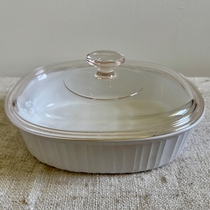 Cocotte vintage CorningWare F-12-B 1,8 litre blanc français - ustensiles de cuisson ovales classiques - ustensiles de cuisine four-to-table Corning Ware des années 1980