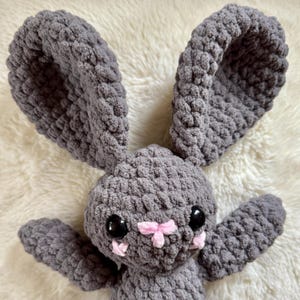 Handgefertigtes Amigurumi-Hase-Spielzeug - weiches gehäkeltes Stofftier, kuscheliges Plüschtier, Geschenk für Kinder und Erwachsene