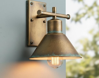 Aplique de pared exterior de latón antiguo con detalle de pátina - Lámpara de porche impermeable de estilo escandinavo moderno - Accesorio de pared exterior hecho a mano
