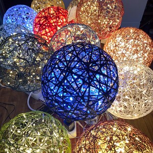 ILOVALO Sfera luminosa a LED, colorata, rotonda, luce d'atmosfera indiretta, carta, luce a LED, decorazione, regalo, Natale, scandinavo