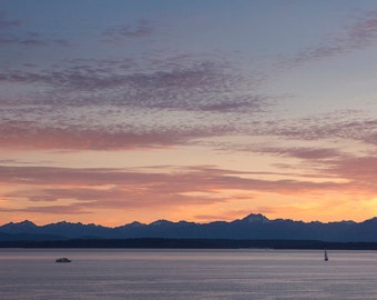 Impression photo de voyage au coucher du soleil dans le Puget Sound de Seattle