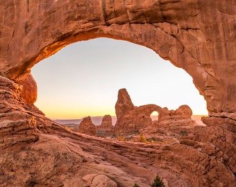 Arc de tourelle dans l’impression de photographie de paysage de parc national d’Arches