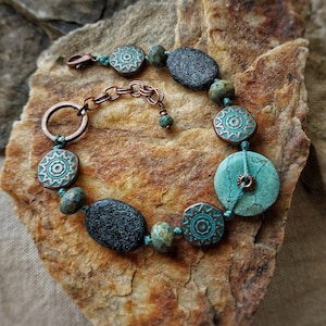 Knotted turquoise bracelet, beaded bracelet, Southwestern, turquoise beads
