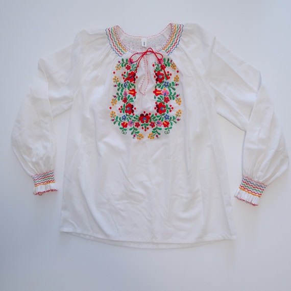 White Hungarian embroidered flower cotton blouse … - image 1