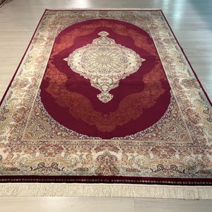 7X10 ft Gold Cream Qum Medallion Silk Rug, Persian Silk Rug, Rug for Living Room, High Quality Silk Rug,Luxury Silk Rug, Home Decor