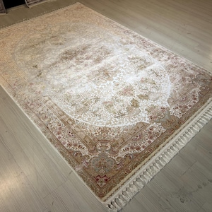 5X8 ft Gold Medallion Silk Rug, Medium Silk Rug, Rug for Living Room, High Quality Silk Rug,Luxury Silk Rug, Home Decor, Qum Silk Rug