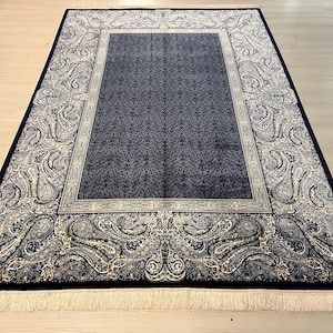 5X8 ft Black Beige Medallion Silk Rug, Persian Silk Rug, Rug for Living Room, High Quality Silk Rug,Luxury Silk Rug, Home Decor,Qum Silk Rug