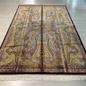 5x8 ft Kashmiri Paisley Pattern Silk Rug, Persian Silk Rug, Rug for Living Room, High Quality Rug,Luxury Silk Rug, Qum Silk Rug