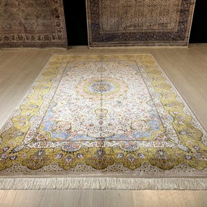 5X8 ft Gold Beige Silk Rug, Persian Medallion Silk Rug, Rug for Living Room, High Quality Silk Rug,Luxury Silk Rug, Home Decor, Rugs