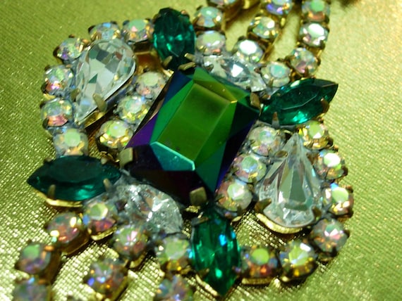 Vintage Antique Jewelry: Emerald Green Bracelet w… - image 1