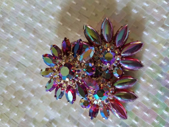 Vintage iridescent red floral pin or antique carn… - image 7