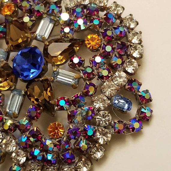 Vintage Brooch or Antique Pin in Czech Crystals w… - image 2