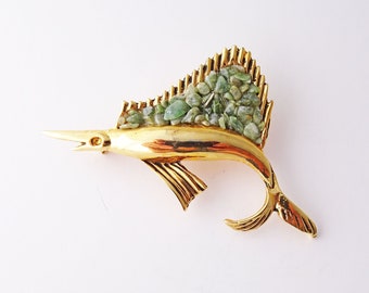Vintage Sailfish Brooch, Jade Chip Inlay Brooch, Figural Sea Life Ocean Life Brooch, Gold Tone Fish Pin, Rare Find Brooch