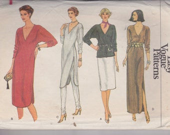Vogue 7345 Misses' Top, Tunic and Dress Size 8 Vintage UNCUT Pattern  Rare and OOP Easy Pattern