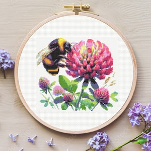 Bee Cross Stitch Pattern - FlowerCross Stitch Pattern - Honey Bee Cross stitch, Honey bee - Instant Download