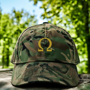 Gorra de papá con bordado de camuflaje Omega, gorra de hombre Omega, regalo de Divine Nine, regalo del Día del Padre para hombre Omega, gorra de papá con camuflaje, legado griego, hombre Omega
