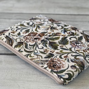 Housse pour ordinateur portable, housse pour MacBook, étui fait main pour tous types d'ordinateurs portables/Tapisserie/Rembourrée (étui pour ordinateur portable matelassée) Cadeau parfait/Cadeau/Oiseaux