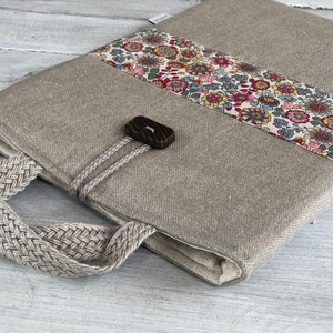 Housse pour ordinateur portable faite main, housse pour MacBook, étui pour n'importe quel ordinateur portable, poignées, étui pour iPad/lin/rembourrage/fleurs/cadeau parfait/cadeau