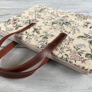 Housse pour ordinateur portable faite main, étui pour MacBook, housse pour ordinateur, pour tout appareil/Poignées en cuir/Rembourré/Tapisserie/Cadeau parfait vintage/Cadeau # G31