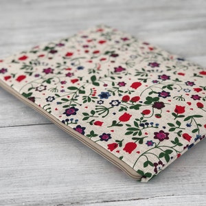 Housse pour ordinateur portable faite main, housse pour MacBook, étui pour n'importe quel appareil (iPad, téléphone)/lin/rembourrage (étui matelassé pour ordinateur portable) cadeau parfait/cadeau