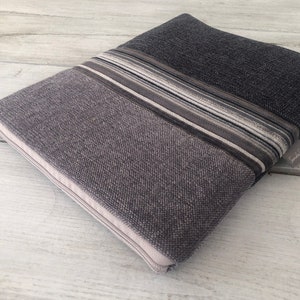 Housse pour ordinateur portable faite main, housse pour MacBook, étui pour tous les types d'ordinateurs portables, housse pour tablette iPad / tapisserie / rembourrée / rayures cadeau parfait/cadeau