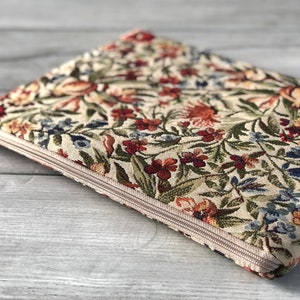 Unique Design Laptop Sleeve, MacBook sleeve, Case For Any Device / Tapestry / Padded (Handmade) (Quilted Sleeve) Perfect gift/Present
