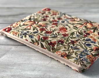 Unique Design Laptop Sleeve, MacBook sleeve, Case For Any Device / Tapestry / Padded (Handmade) (Quilted Sleeve) Perfect gift/Present