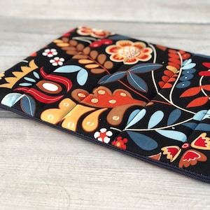 Housse pour ordinateur portable au design unique, housse en coton pour ordinateur portable, étui fait main pour n'importe quel appareil, housse pour iPad, étui pour ordinateur/rembourré/cadeau parfait/cadeau #M6
