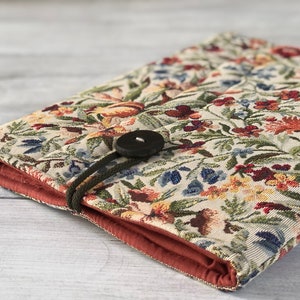Housse pour ordinateur portable faite main, housse pour MacBook, pour n'importe quel ordinateur portable, coque d'ordinateur/ tapisserie/ rembourrée/ (étui matelassé pour ordinateur portable) Cadeau parfait/cadeau