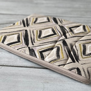 Housse pour ordinateur portable, housse pour MacBook, étui pour ordinateur portable pour tous les types d'ordinateurs portables/lin/rembourrage/design en losange (manche faite main) Cadeau parfait/cadeau