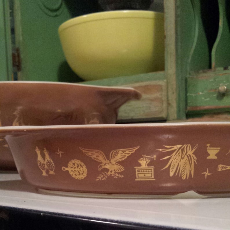 PYREX 'Early American' Pattern Brown with goldleaf Etsy