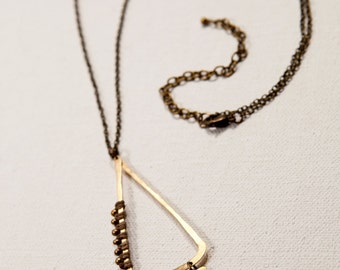 Rising Steps Necklace (taupe, brass)
