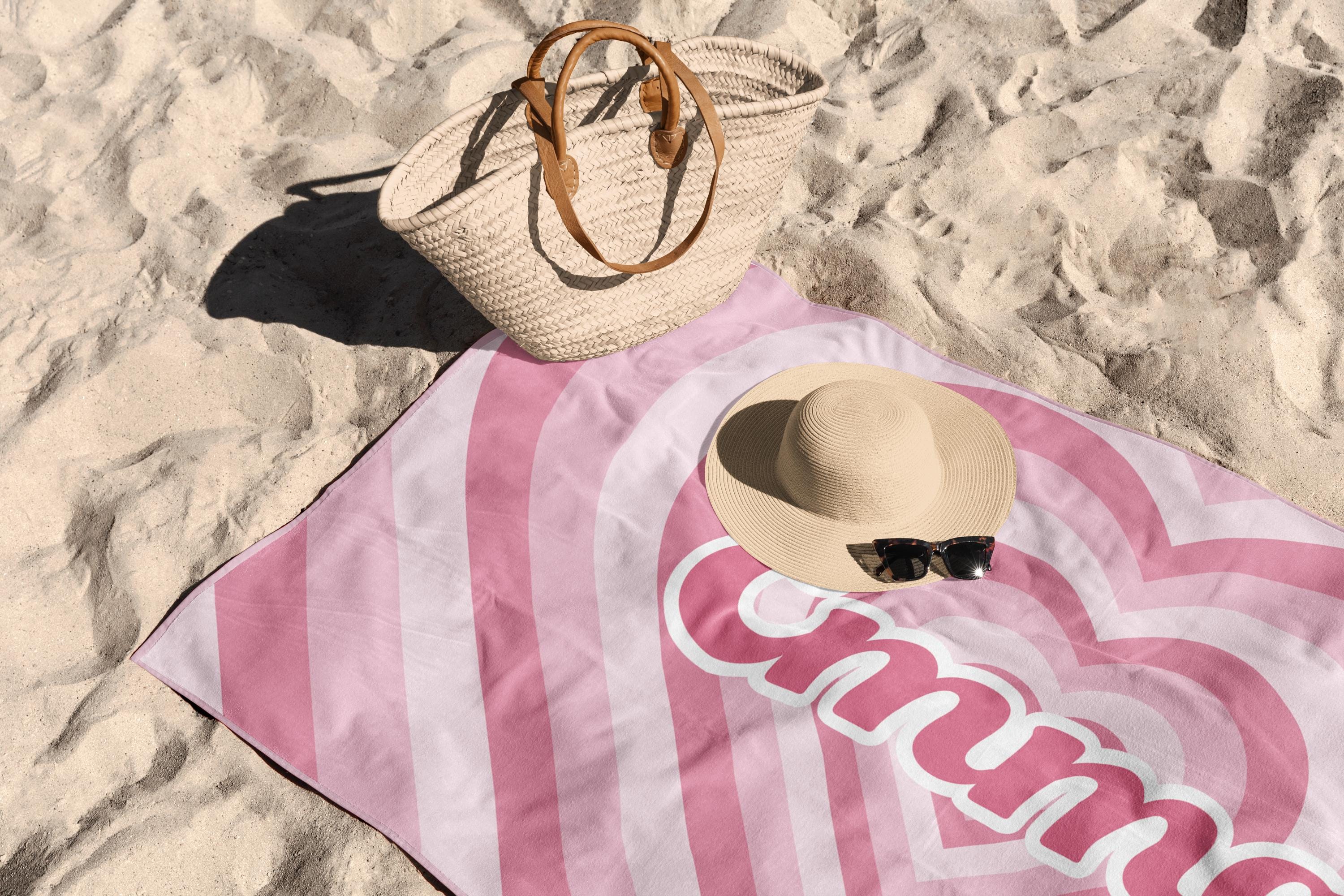 Custom Heart Beach Towel - Perfect Name Towel Gift for Girls, Women, Daughter, Girlfriend, Kids - Personalized Friendship Gift, Bachelorette