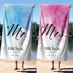 Couple Beach Towel Set - Custom  Mr and Mrs Vacation Gift, Personalized His and Hers Pool Towels Gift, Honeymoon Gifts , Summer Wedding Gift