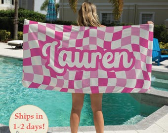 Custom Checkered Kids Name Towel Personalized Wavy Checker Beach Towel Customized Pool Gift for Girls Group Summer Trip Vacation Holiday