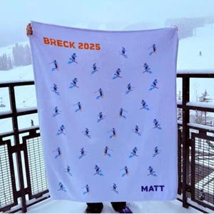 Personalized Ski Blanket - Custom Name Mountain Blanket - Best Gift for Skiing - Kids Throw - Cozy Home Gifts - Winter Holiday Gift