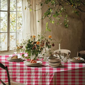 Pink & White Gingham Tablecloth – Vintage Farmhouse Dining Decor, Cozy Cottagecore Checkered Table Cover, Rustic Country Kitchen Style