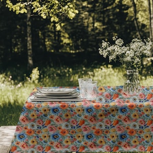 Colorful Wildflower Outdoor Tablecloth – Bright Floral Picnic Table Cover – Summer Garden Party Decor – Vibrant Bloom Print Table Linen T-