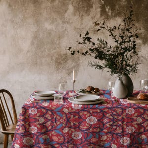 Red Blue Floral Tablecloth – Vintage Botanical Table Linen, Elegant Dining Decor, Cottagecore Home Table Cover