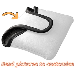 Puede incluir: Artículo cuadrado blanco con ribete negro. El artículo tiene una superficie texturizada. El texto "Send pictures to customize" es naranja. Una flecha naranja apunta al artículo.