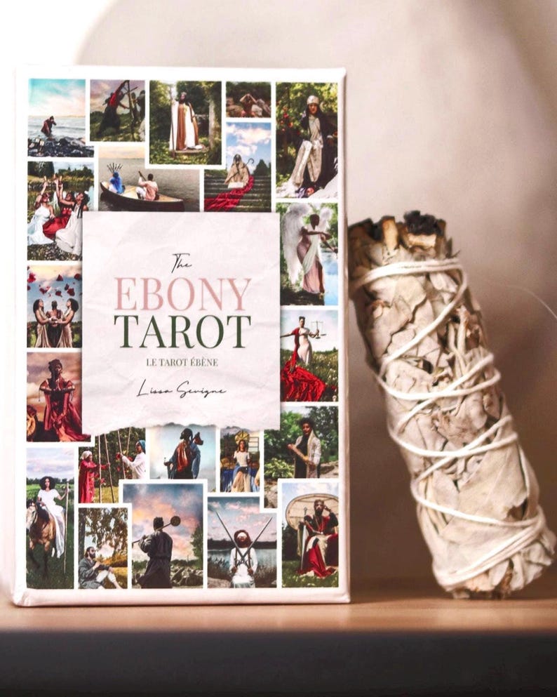 carte de tarot en photo afrodescendant ebony deck avec livret