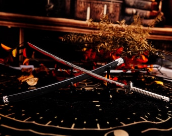 Dark Fantasy Katana Style Keychain Ornament | Zinc Alloy Collectible Prop | Display Model Gift