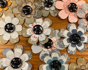 15 (Paper Flowers) Distressed, Embellished with a snap, set of 15