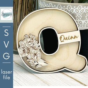 Letra Q con arte de amapola para la decoración del hogar de la guardería Archivo digital SVG personalizable Archivos GLOWFORGE compatibles con láser