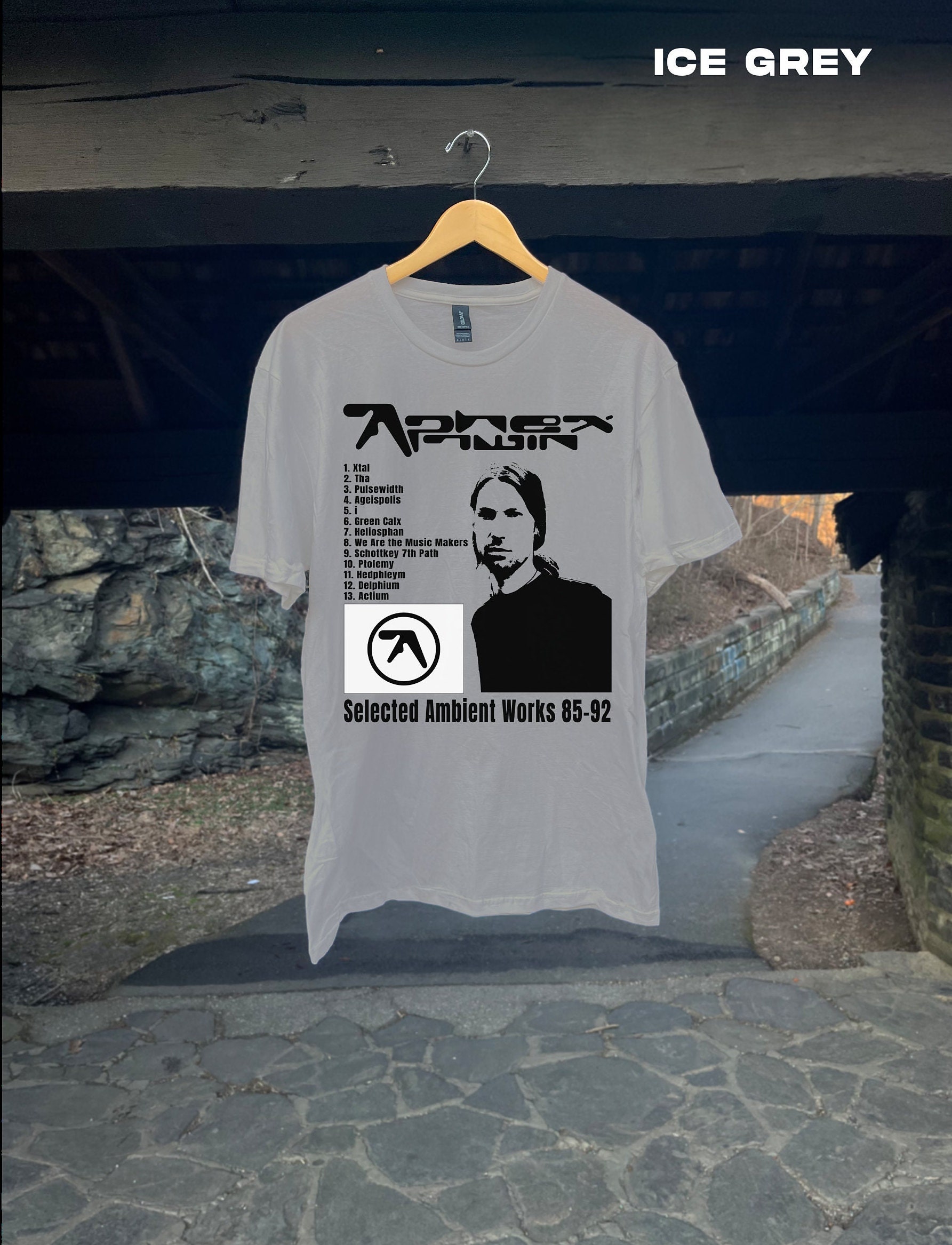 aphex twin official merchandise Tシャツ Aphex Twin Logo 2 Side Official Merchandise Unisex Tshirt