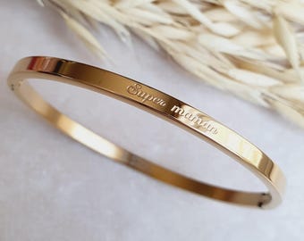 &quot;Super Mom&quot; message bangle - gold stainless steel