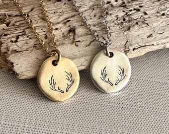 Deer Antler Necklace, Buck Necklace , Outdoor girl jewelry, Hunter necklace, boho jewelry