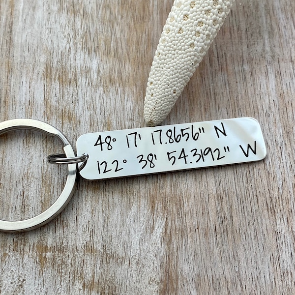 Custom Coordinates Keychain - engraved Latitude and Longitude GPS Coordinate Bar Key Chain - Christmas Gift for Him - Special place